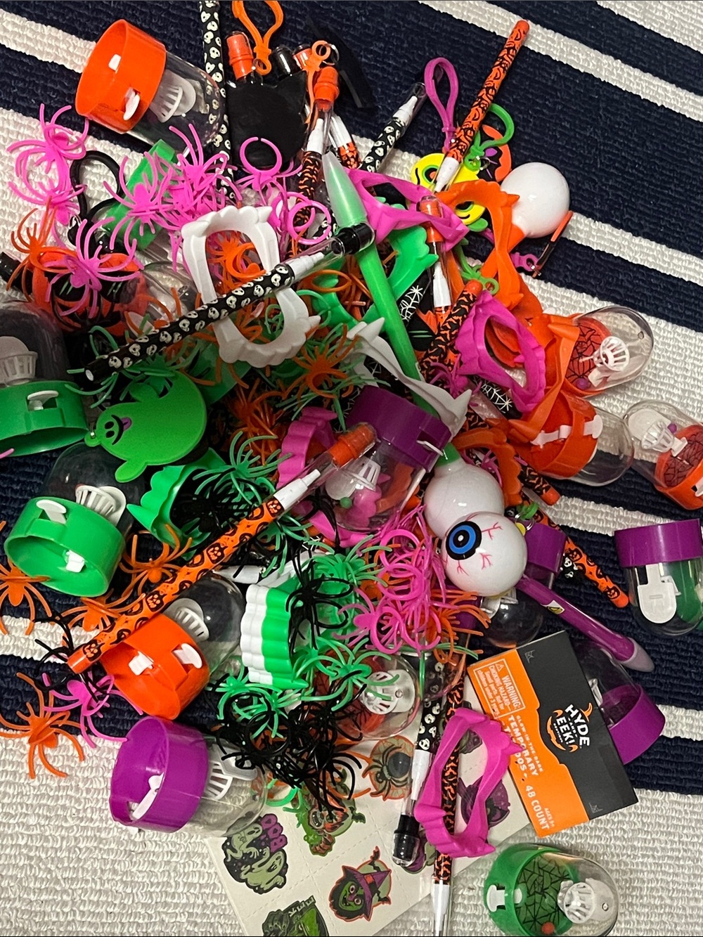 Assorted Toys 218 Party favors Classroom Halloween, Trick-or-treat Toys